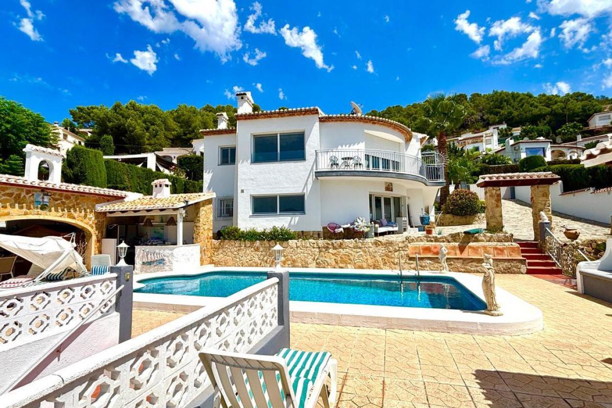 6 bed villa in Jávea