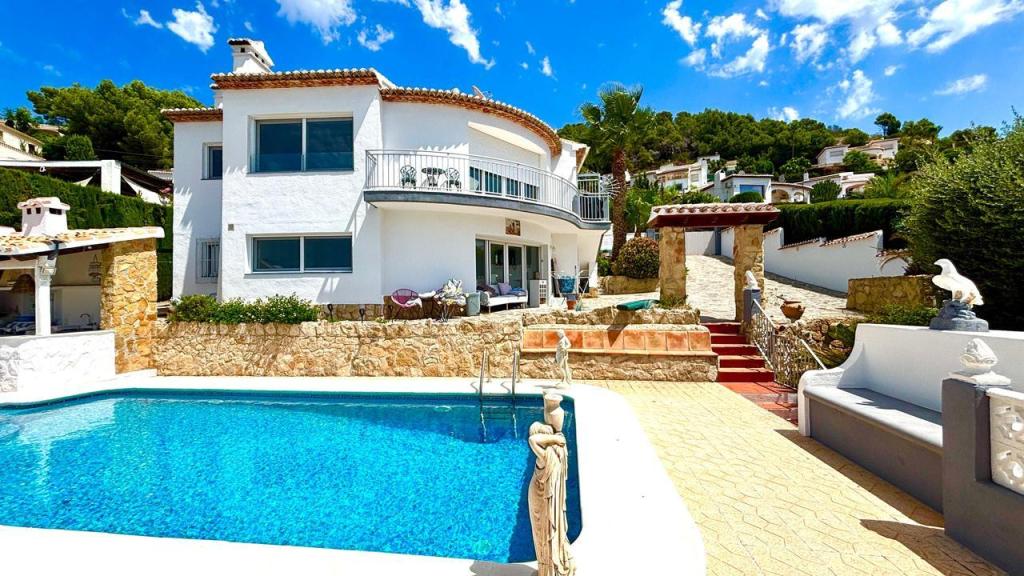 6 bed villa in Jávea