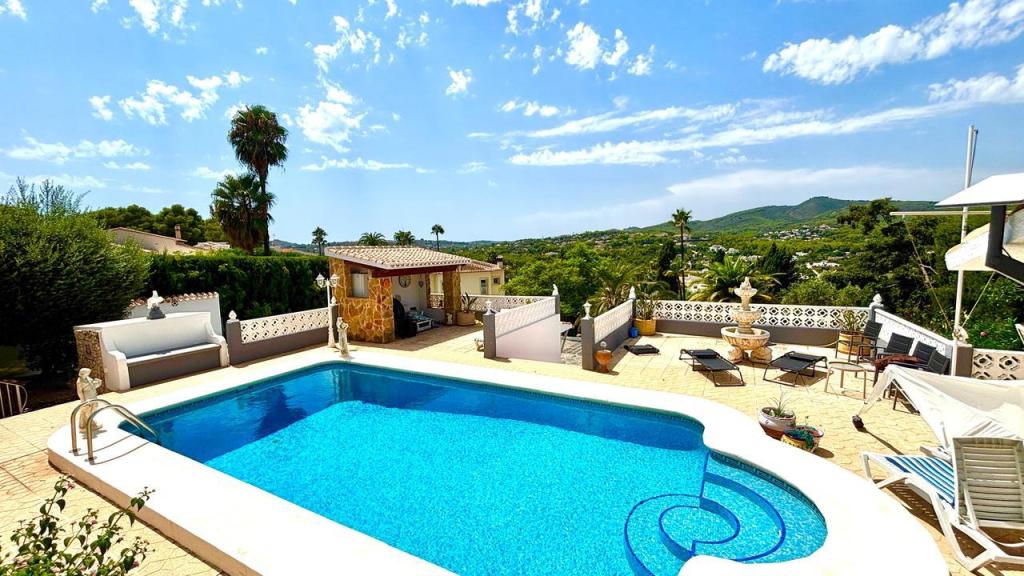 6 bed villa in Jávea