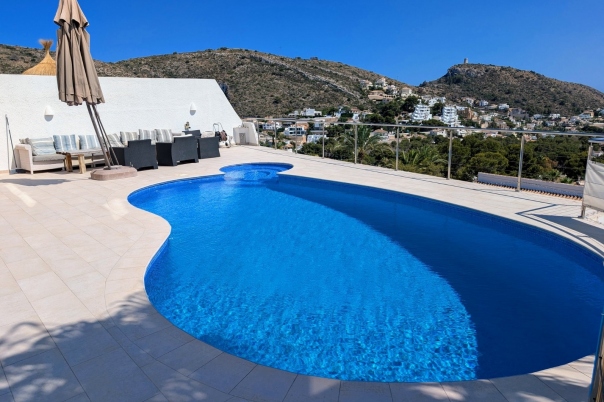 3 bed villa in Moraira