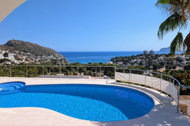 3 bed villa in Moraira