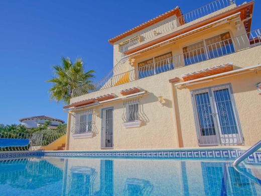 5 bed villa in Pego