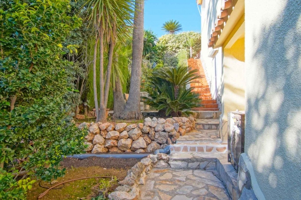 5 bed villa in Pego