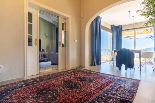 5 bed villa in Pego