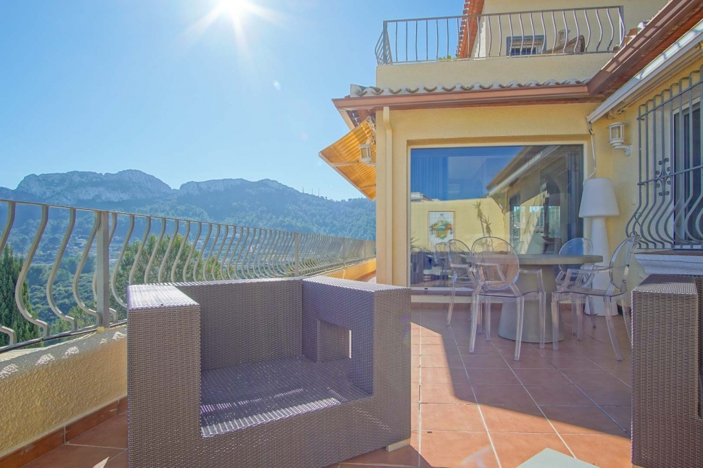 5 bed villa in Pego