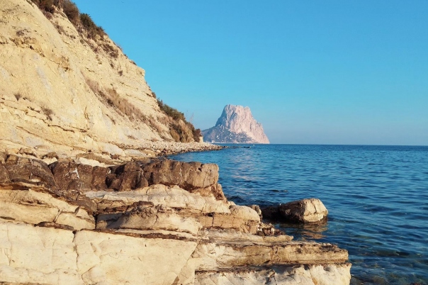 Playa Puerto Blanco - Calpe