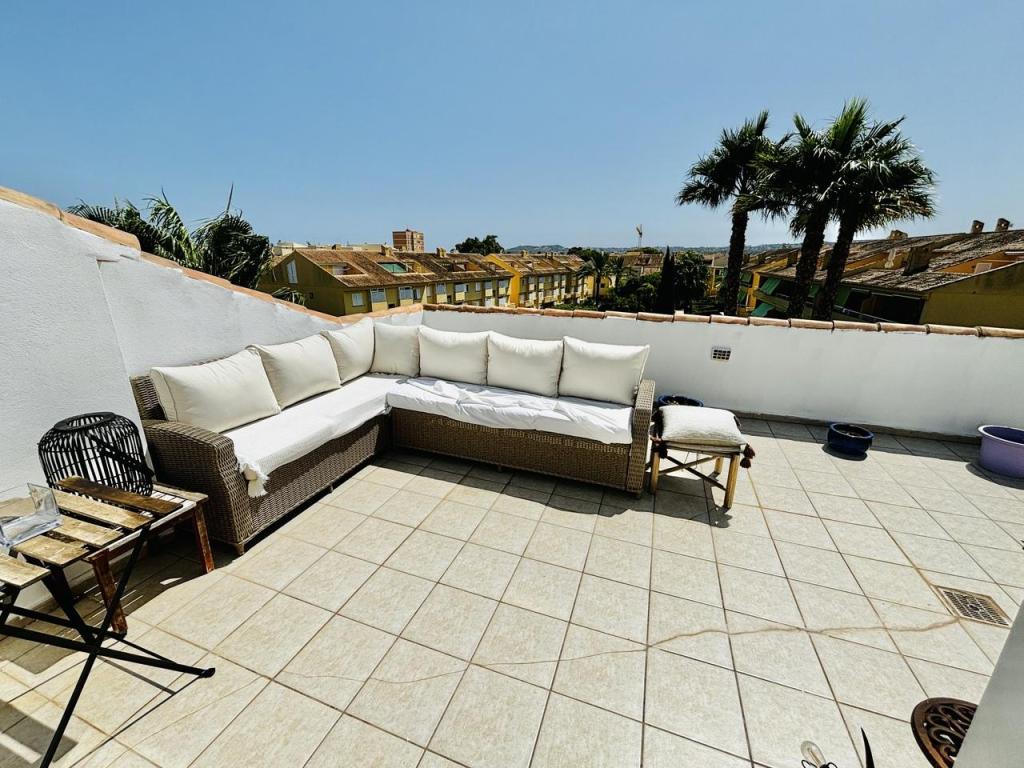 2 bed apartment in Jávea