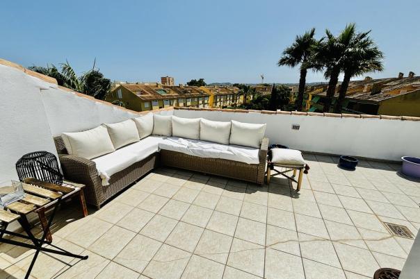 2 bed apartment in Jávea