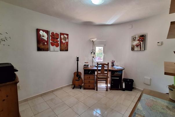 6 bed villa in Orba