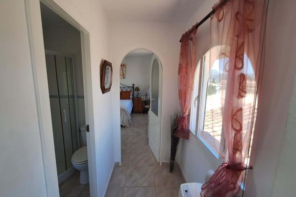 6 bed villa in Orba