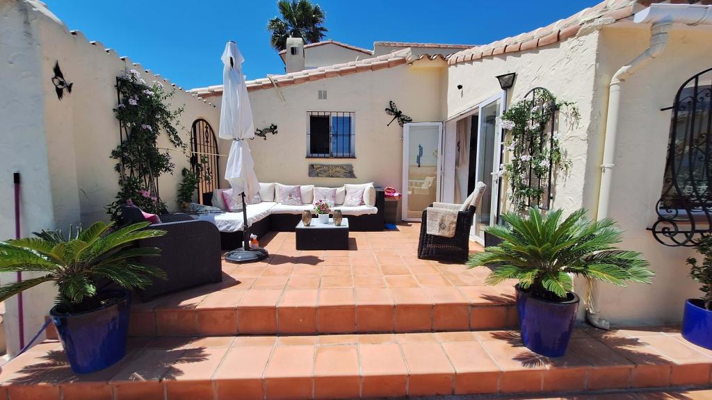 6 bed villa in Orba