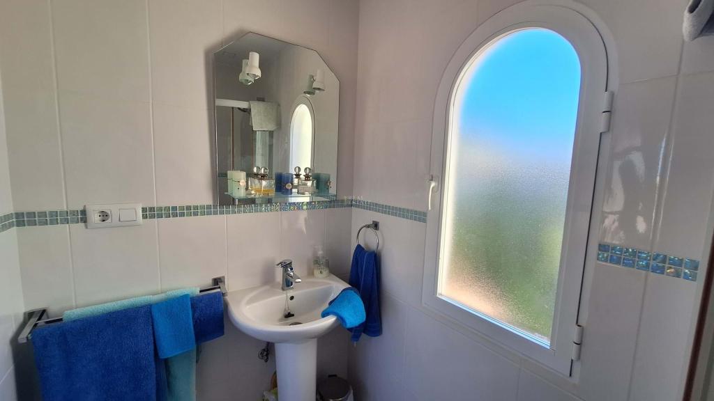 6 bed villa in Orba