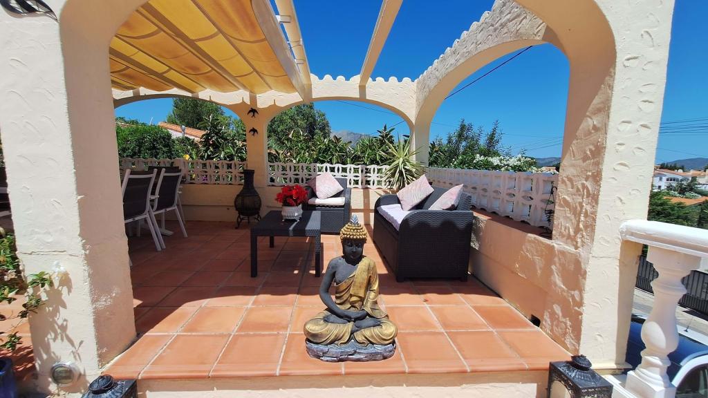 6 bed villa in Orba