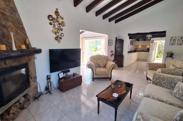 6 bed villa in Orba