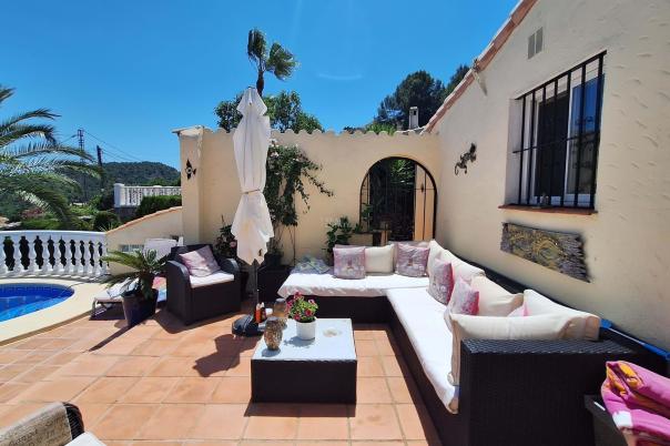 6 bed villa in Orba