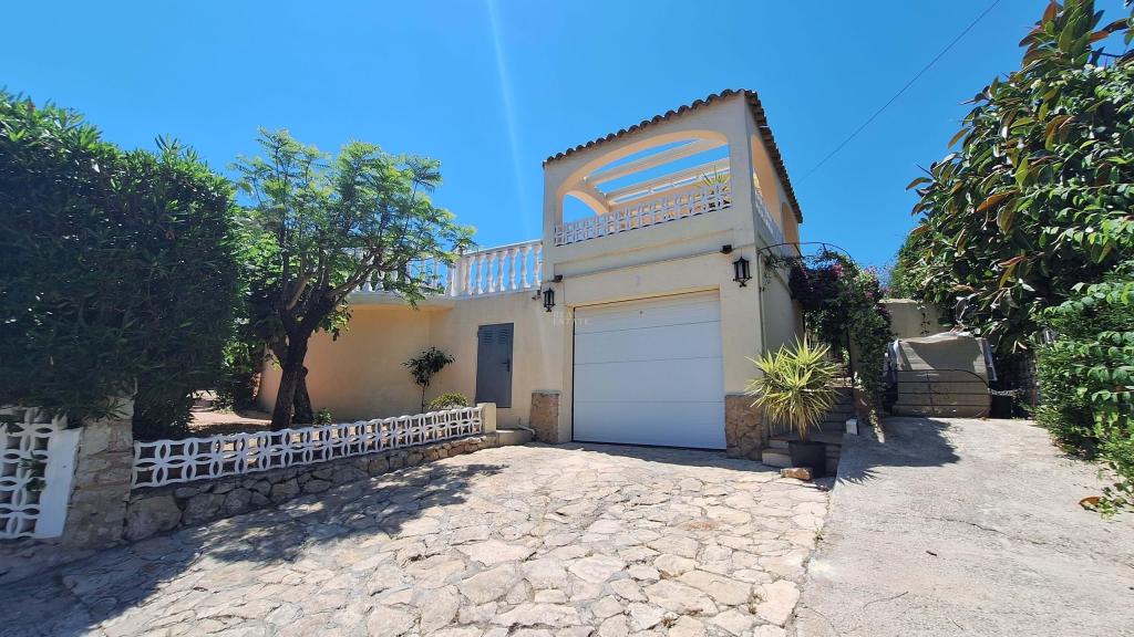 6 bed villa in Orba