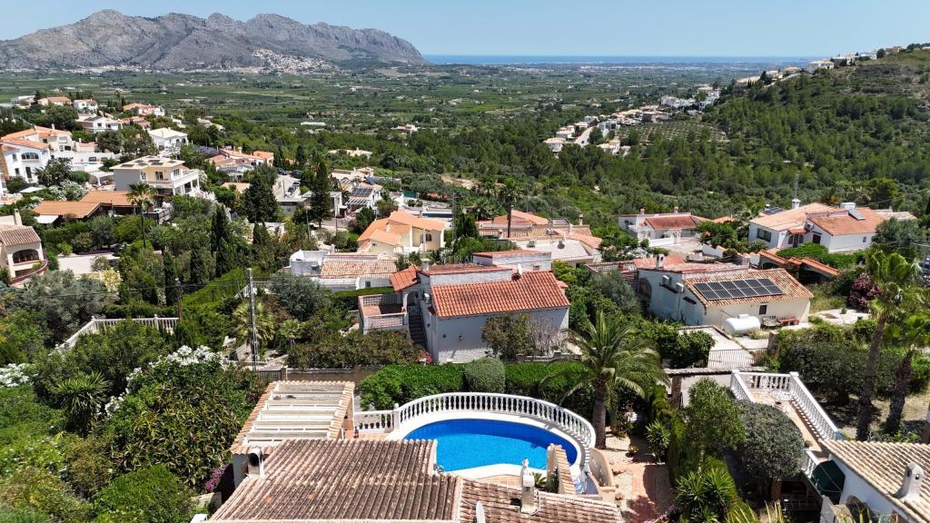 6 bed villa in Orba