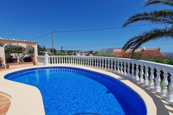 6 bed villa in Orba