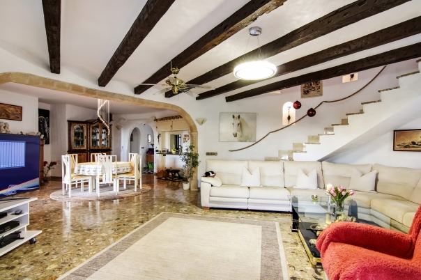 16 bed villa in Calp