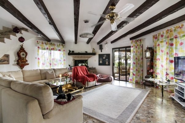 16 bed villa in Calp