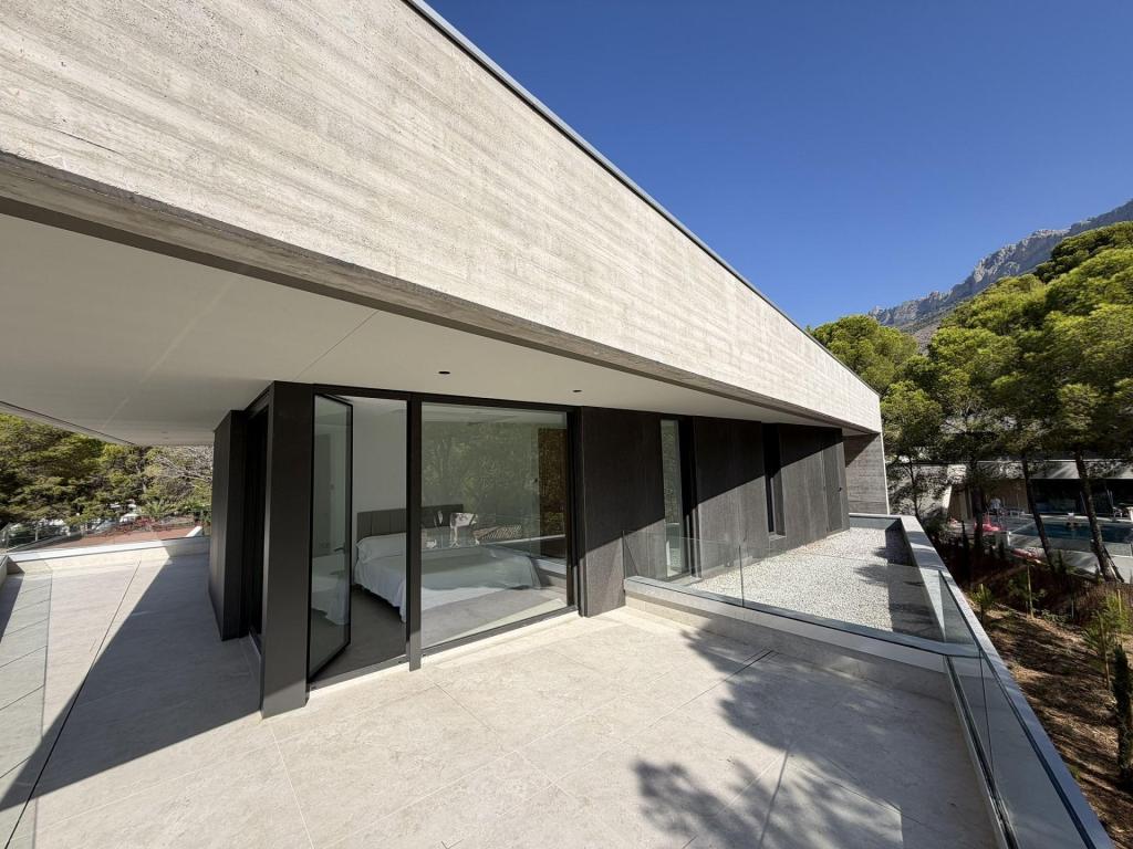 4 bed villas in Altea