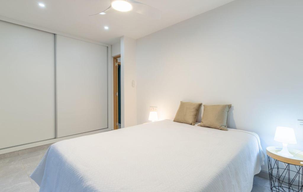 9 bed villas in Moraira