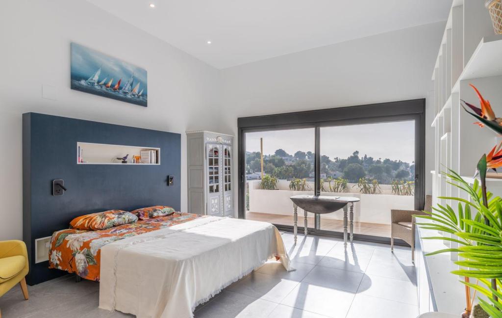 9 bed villas in Moraira