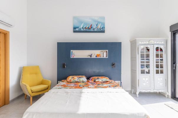 9 bed villas in Moraira