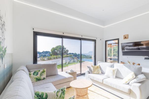 9 bed villas in Moraira