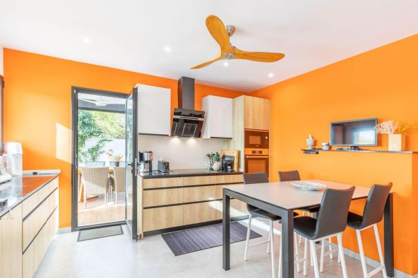 9 bed villas in Moraira