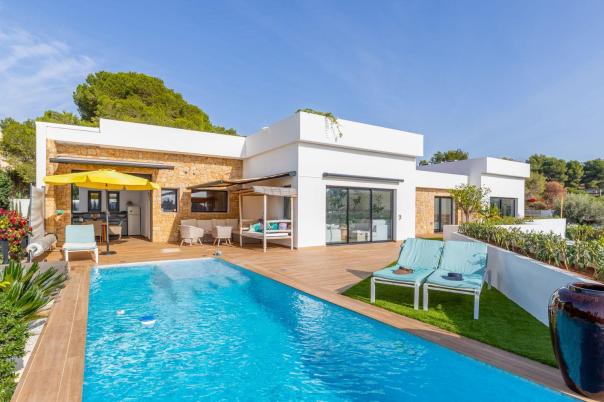 9 bed villas in Moraira
