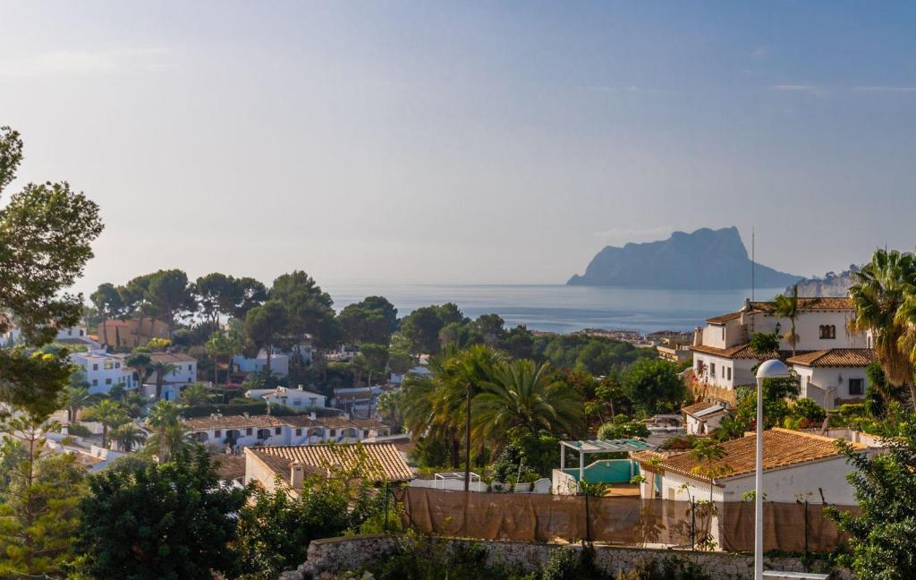 9 bed villas in Moraira