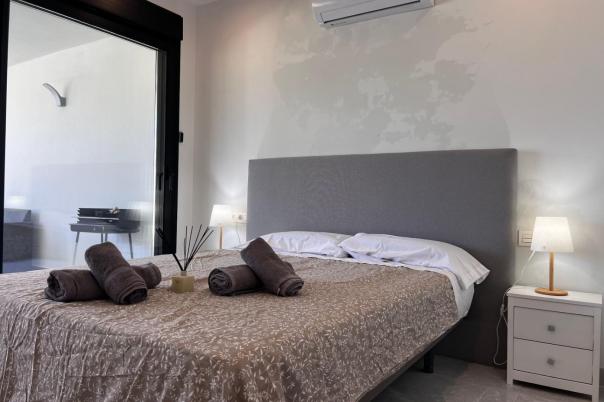 9 bed villas in Moraira