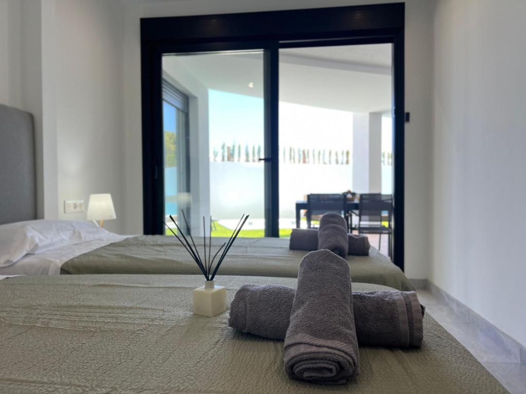 9 bed villas in Moraira