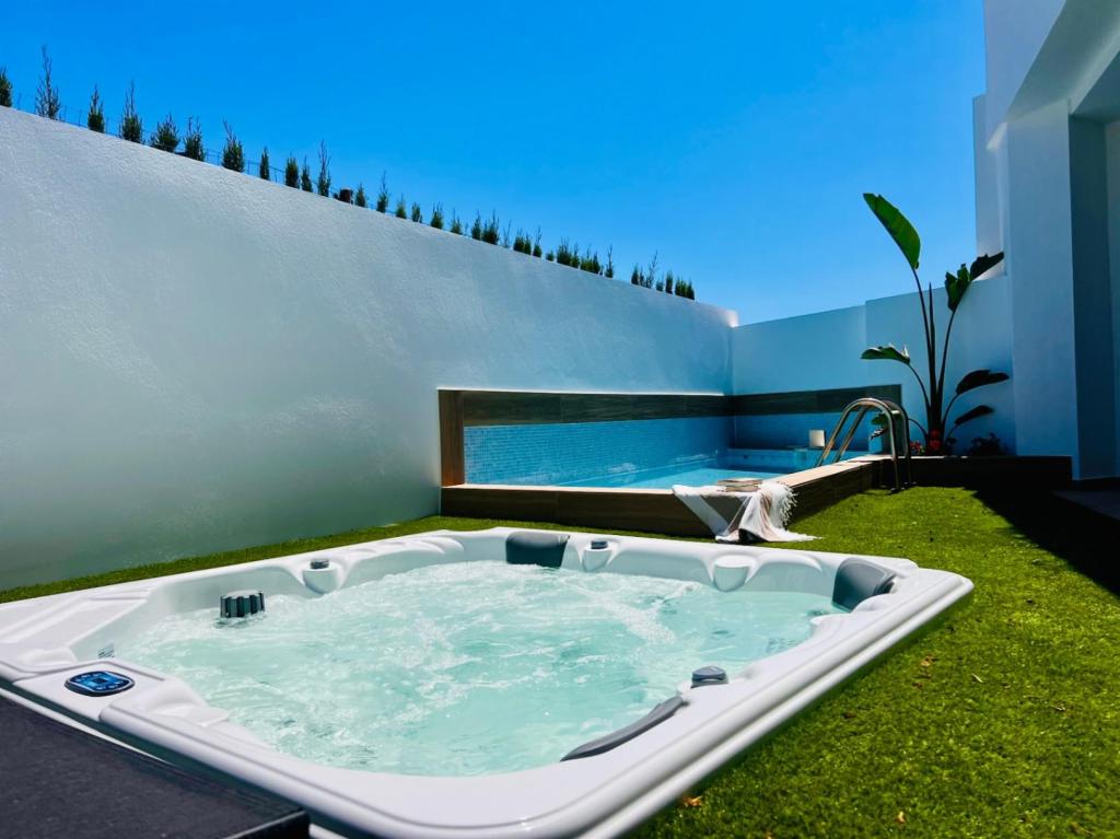 9 bed villas in Moraira