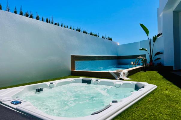 9 bed villas in Moraira