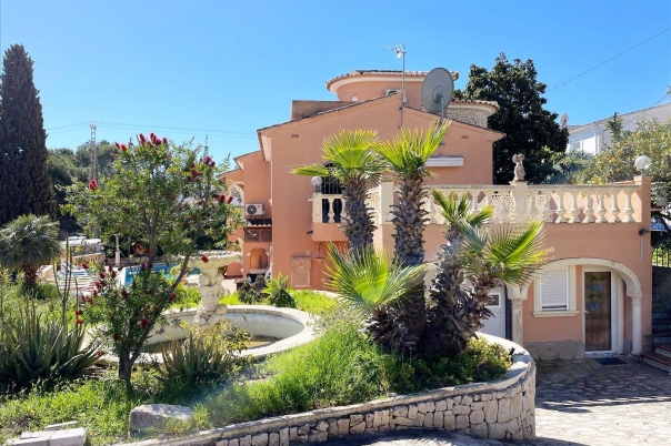 8 bed casa / chalet in Benissa