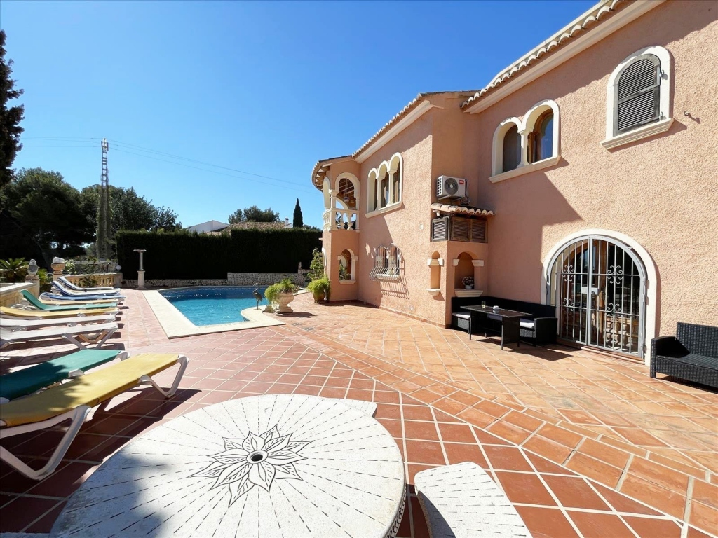 8 bed casa / chalet in Benissa