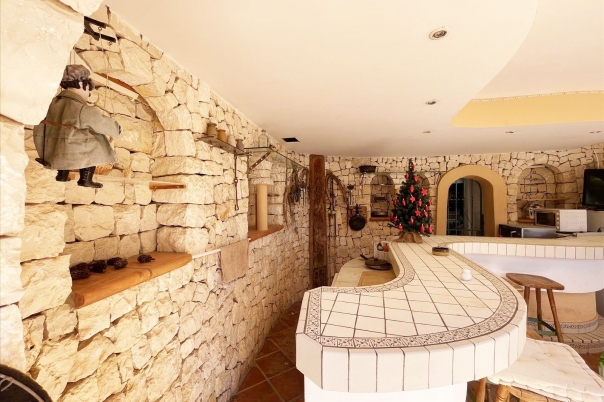 8 bed casa / chalet in Benissa