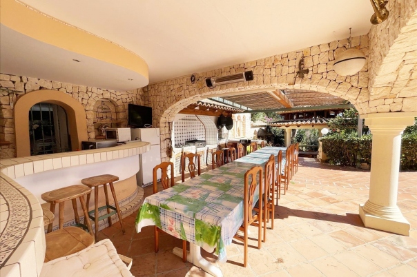 8 bed casa / chalet in Benissa