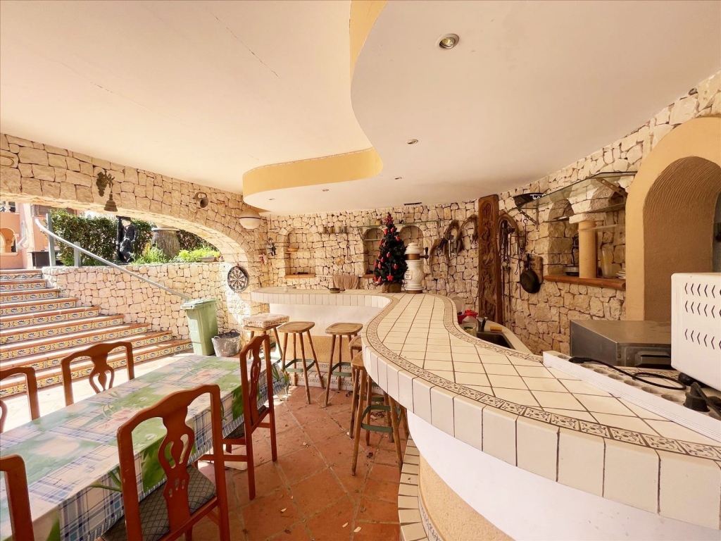 8 bed casa / chalet in Benissa
