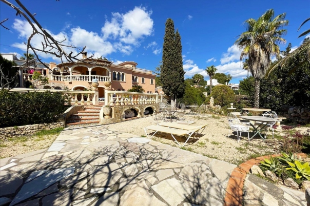 8 bed casa / chalet in Benissa