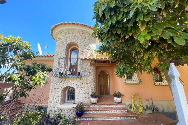 8 bed casa / chalet in Benissa