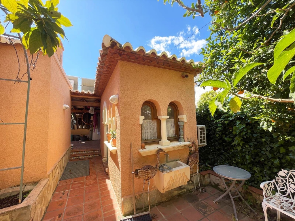 8 bed casa / chalet in Benissa