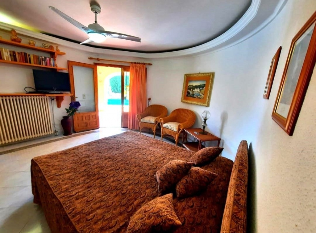 8 bed casa / chalet in Benissa