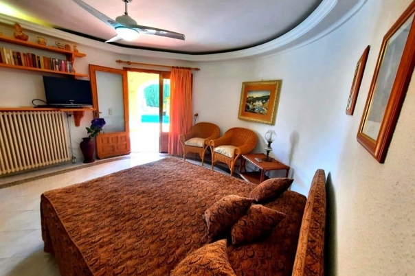 8 bed casa / chalet in Benissa