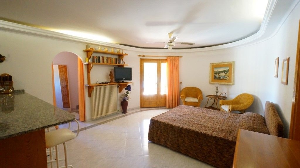 8 bed casa / chalet in Benissa