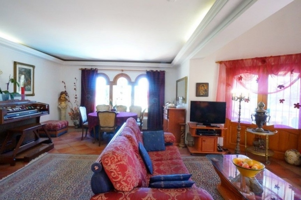 8 bed casa / chalet in Benissa