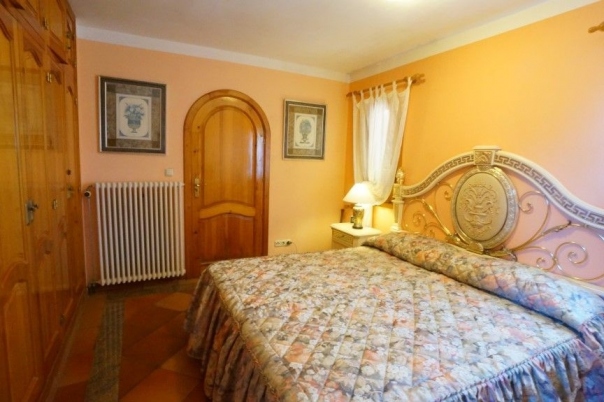 8 bed casa / chalet in Benissa