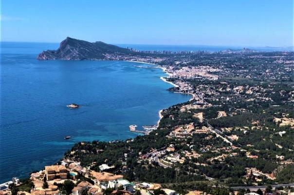 4 bed villas in Altea